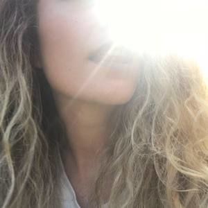 Meet your Posher, Crystel